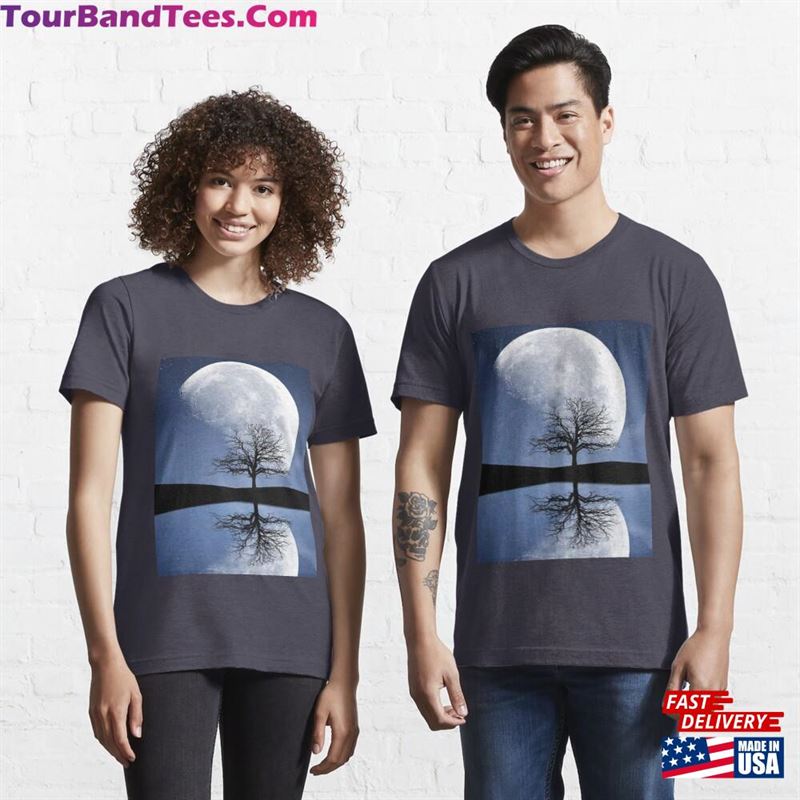 A Tree Under The Darkness Of Night Waiting For Sun To Embrace It Again T-Shirt Classic 29Uf182168 – Utopia Fashion