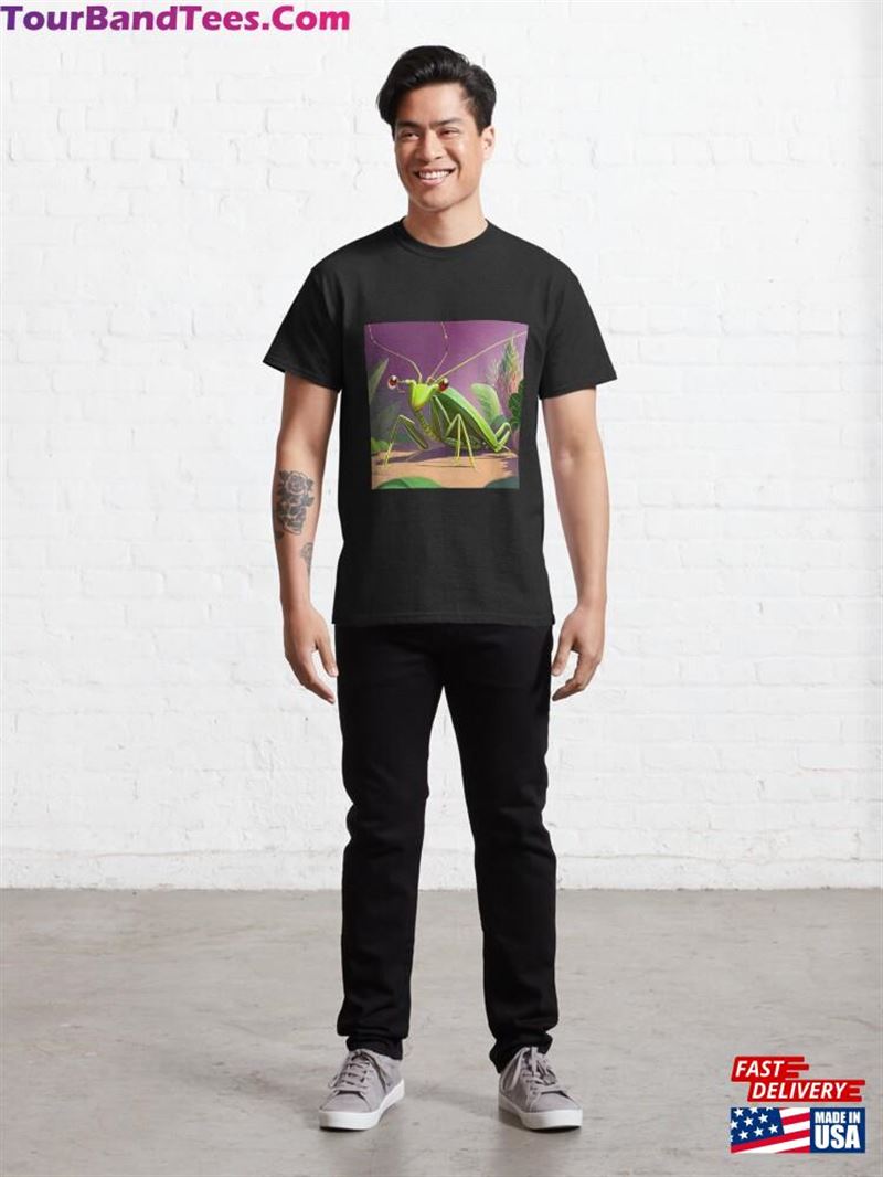 Awesome Graphics Of Praying Mantis By Ai Art Classic T-Shirt Unisex 29Uf182352 – Utopia Fashion