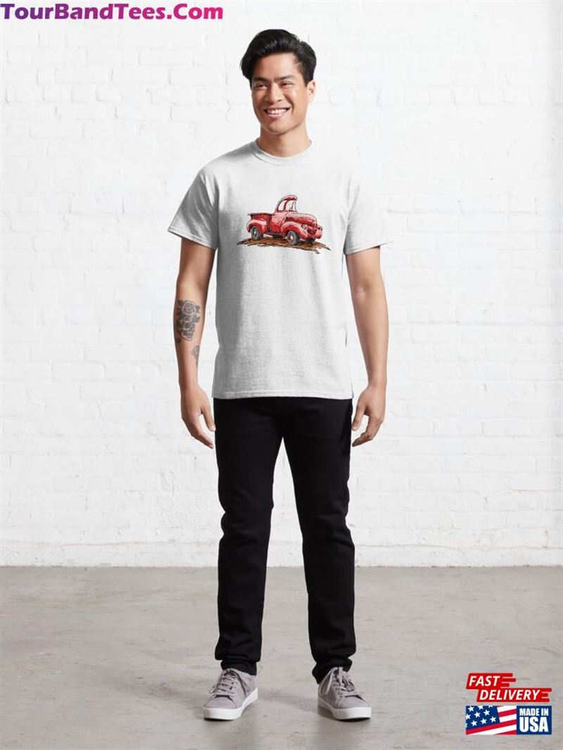 Classic Red Truck In Cartoon Style T-Shirt 29Uf187512 – Utopia Fashion