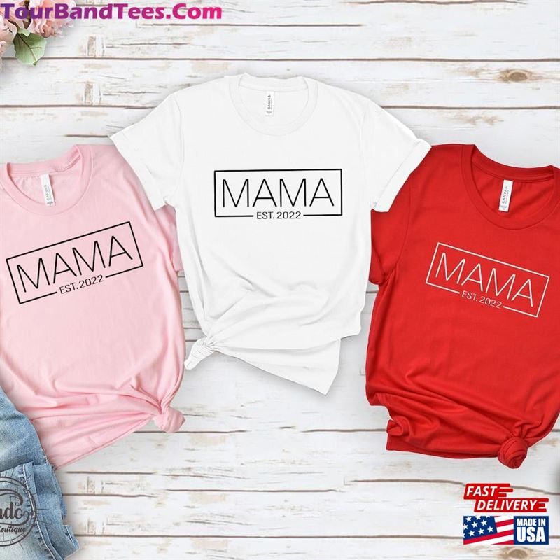 Custom Mama Est Graphic Shirt New Mom T-Shirt Baby Announcement Tees Hoodie 29Uf166974 – Utopia Fashion