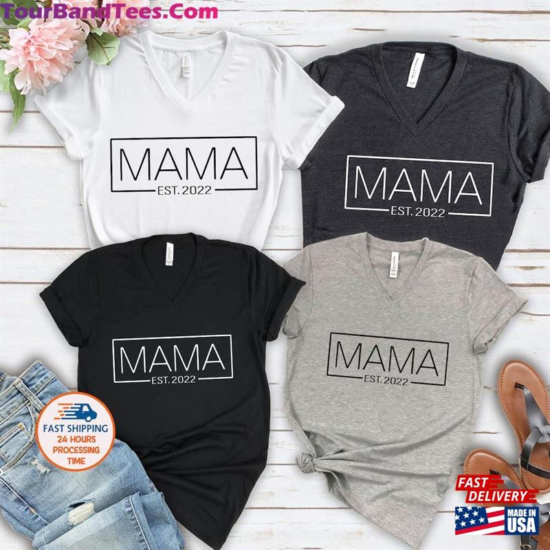 Custom Mama Est Graphic Shirt New Mom T-Shirt Baby Announcement Tees Hoodie 29Uf166974 – Utopia Fashion