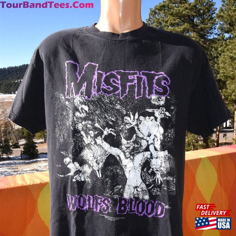 Misfits Wolfs Blood Punk Tour Black T-Shirt Shirt The Rock Band Unisex Hoodie 29Uf167007 – Utopia Fashion