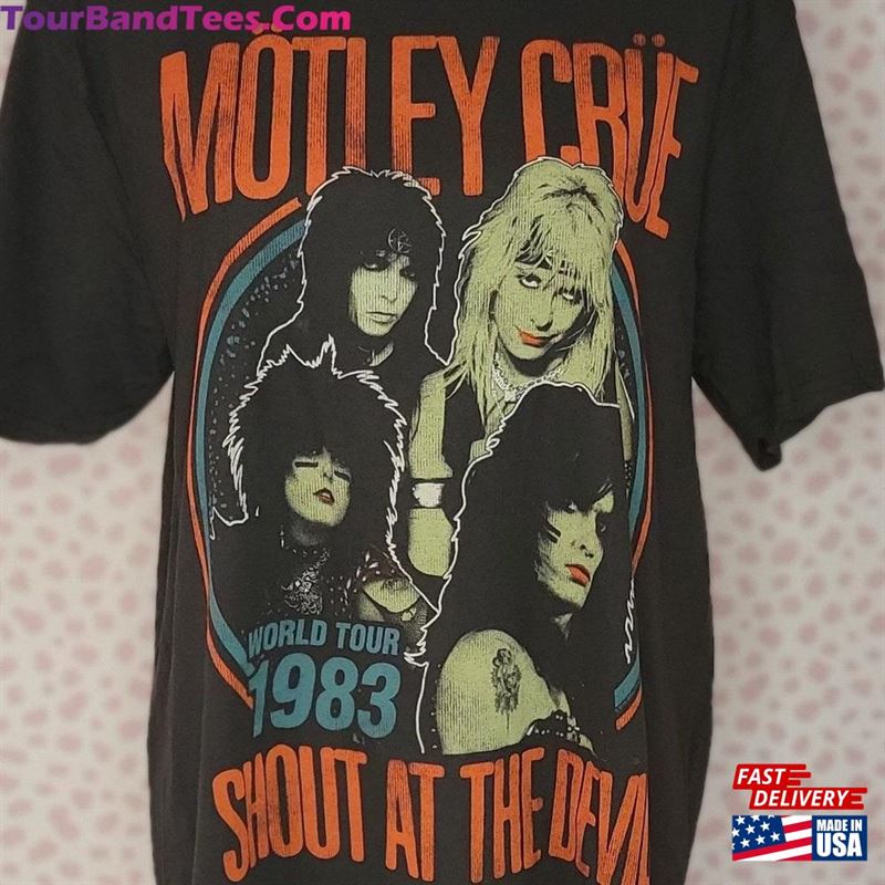 Motley Crue Shout At The Devil World Tour’83 Vintage Style Tee In Men Sweatshirt Classic 29Uf167074 – Utopia Fashion