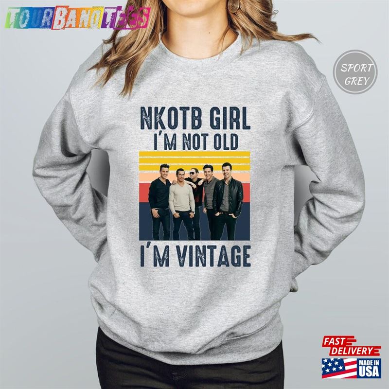 Nkotb Girl Sweatshirt Vintage Girls Shirt New Kids On The Block Hoodie Unisex 29Uf172616 – Utopia Fashion