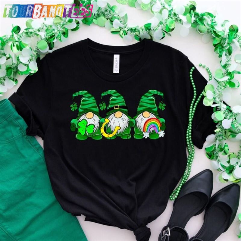 St Patrick’S Day Gnomes Sweatshirt Cute Shirt Classic 29Uf166477 – Utopia Fashion