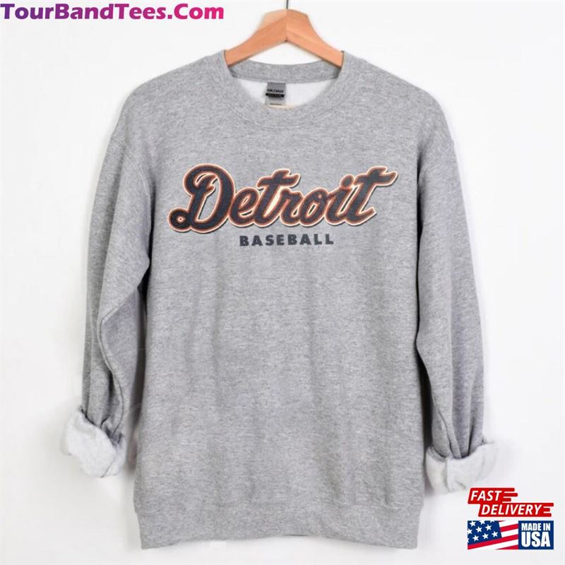 Vintage Detroit Baseball Typography Sport Grey Sweatshirt Team Mascot Retro Shirt American Sweater T-Shirt Classic 29Uf182339 – Utopia Fashion